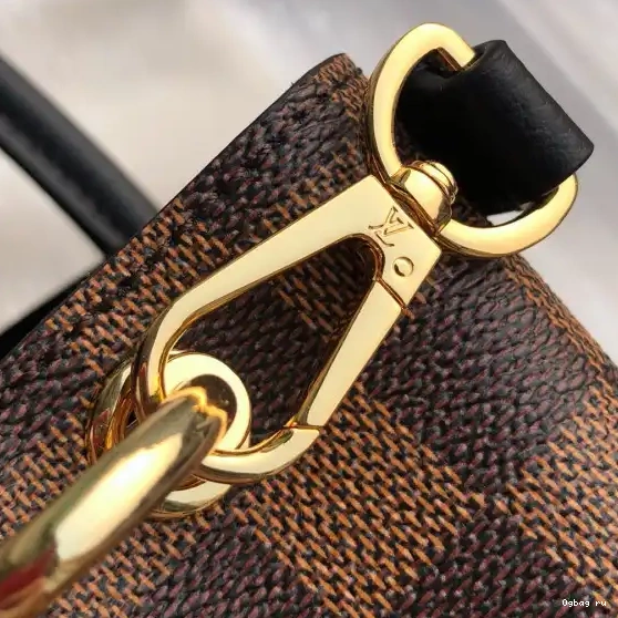 RIVERSIDE Vuitton Louis 0629